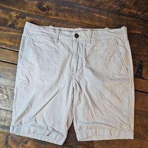 Casual Beige Shorts